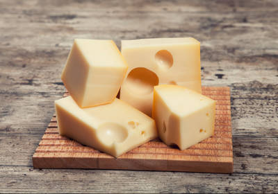 Импортные сыры захватывают украинский рынок: угрозы отечественным производителям