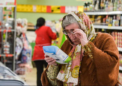 Цены на продукты в Украине взлетели: яблоки, капуста и масло подорожали в разы