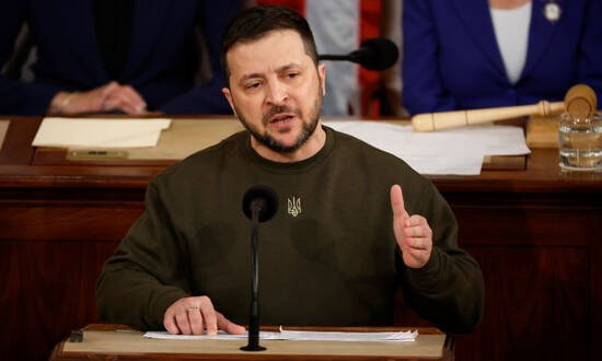 Зеленський назвав головну умову гідного миру в Україні та розповів про перемовини з Європою