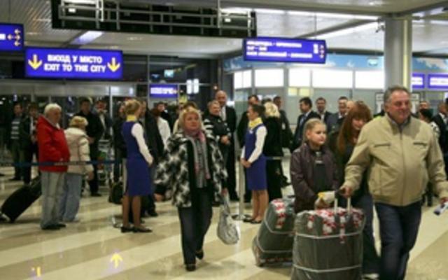 Ъ: Украинцам разрешат беспошлинно ввозить товары на тысячу евро