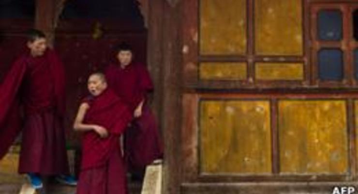 Китай предоставит соцобеспечение тибетским монахам