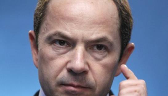 Тигипко пообещал с 1 января повысить в два раза пенсии инвалидам-чернобыльцам