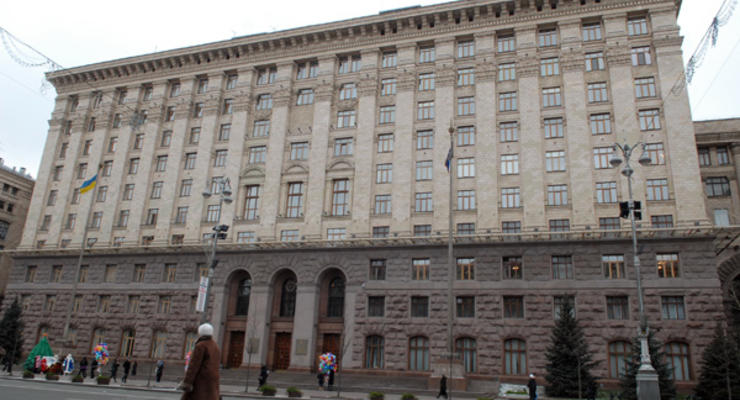 Бюджет Киева 2012: Метро на Троещину и кадровое сокращение в мэрии