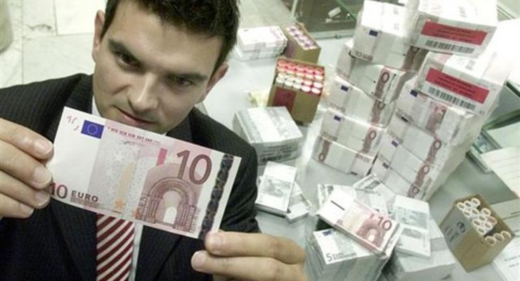 Что будет с гривней, долларом и евро в 2012 году