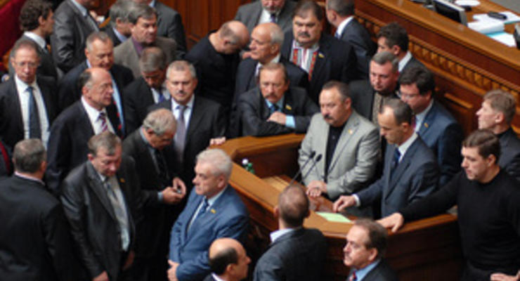 В 2011-м году Украина потратила на льготы депутатов более восьми миллионов гривен
