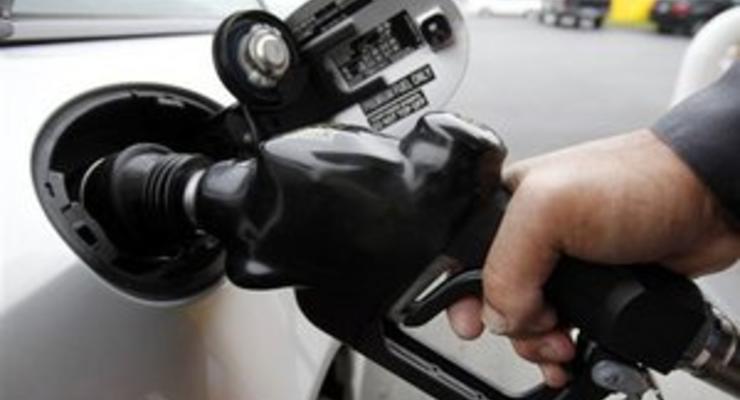 Эксперт: Из-за роста акцизов бензин дорожать не будет