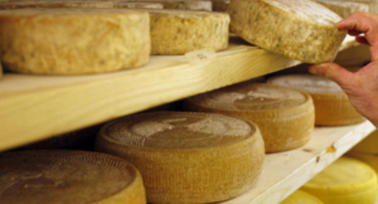 Официальный Киев уверен в снятии РФ запрета на поставки сыров трех украинских компаний