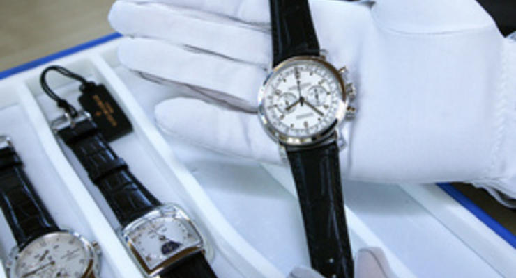 Швейцарские часовщики ожидают второй подряд рекордный год по продажам