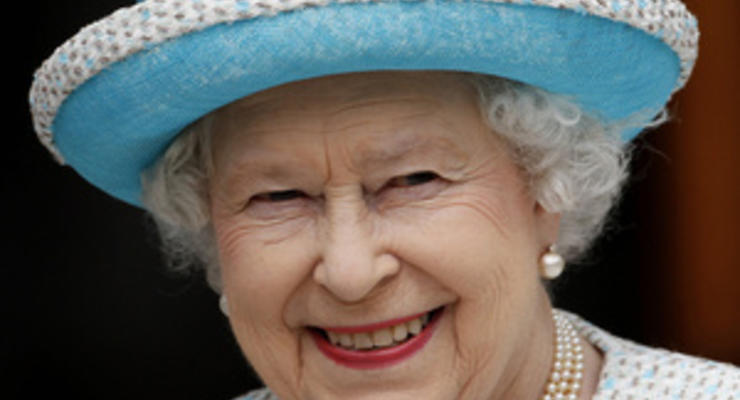 Британские власти оштрафовали банк королевы Елизаветы II
