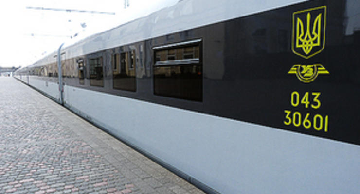 Первый скоростной поезд украинского производства отправился в свой первый рейс