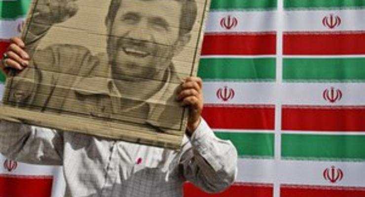 Ахмадинеджад: Иран готов выдержать несколько лет нефтяной блокады