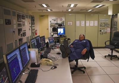 Чиновник 14 лет получал зарплату, ничего не делая