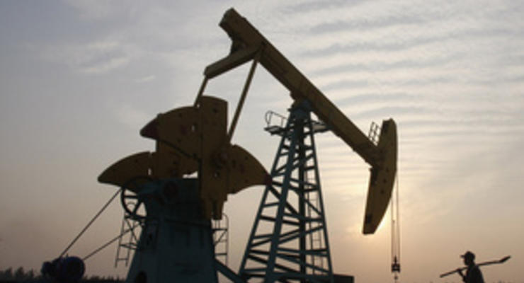 Иран опроверг информацию о сокращении поставок нефти в Грецию и Испанию