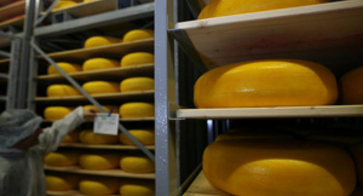 Россия официально разрешила поставки сыра трем украинским заводам