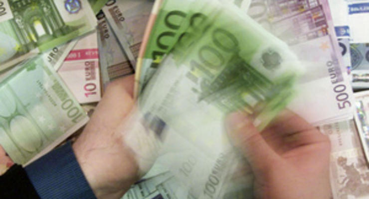 Межбанк открылся снижением котировок по доллару и евро