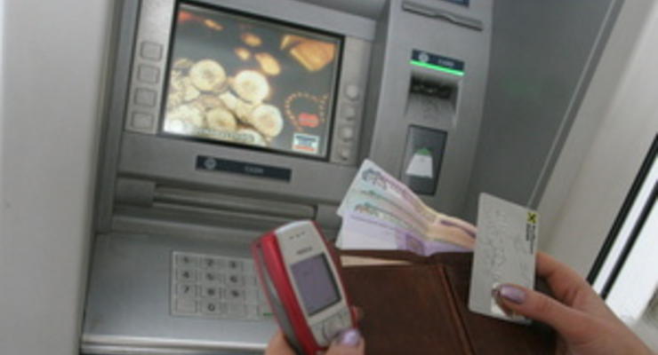 Количество случаев мошенничества с банкоматами в России выросло за год в девять раз