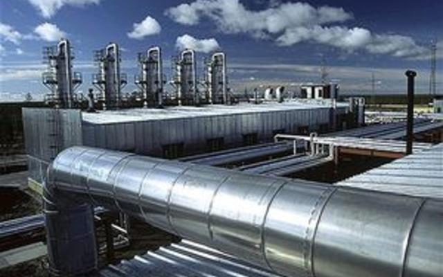 Азаров заявил о рассмотрении Украиной вопроса о поставках газа из Катара