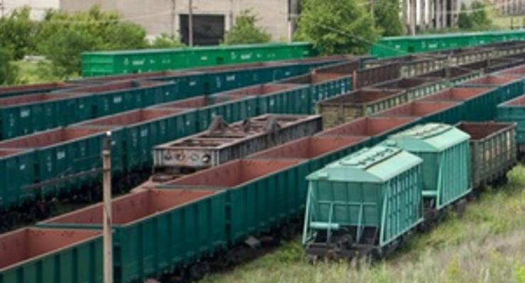 Ъ: Компания Ахметова получит контроль над крупнейшим в Украине частным оператором грузовых вагонов