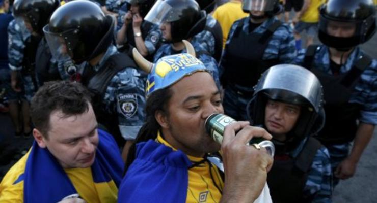 В Киеве запретили продавать пиво и сигареты на Евро-2012