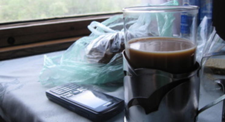 АМКУ порекомендовал Укрзалізниці предупреждать пассажиров о включении чая в стоимость билетов