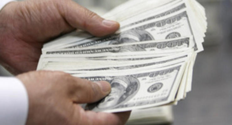 Доллар и евро возвращают утраченные позиции на межбанке