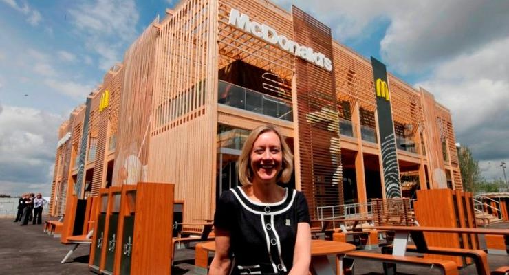 Открыт самый большой в мире McDonald’s (ФОТО)