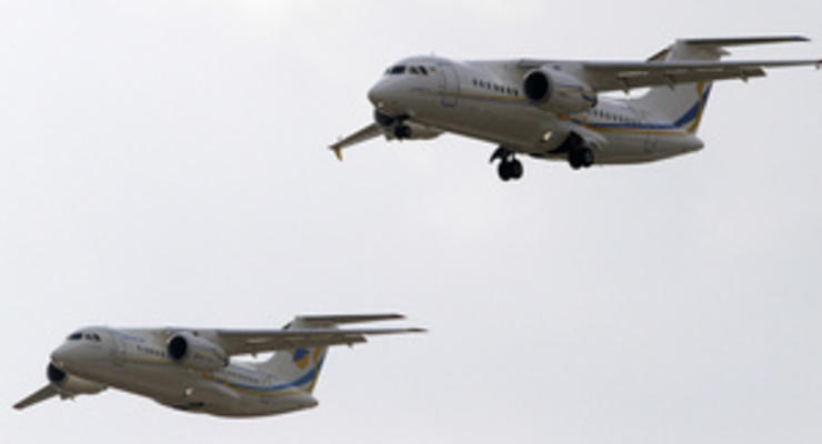 Фарнборо-2012: Российская компания подписала контракт на $420 млн на поставку Ан-148 и Ан-158