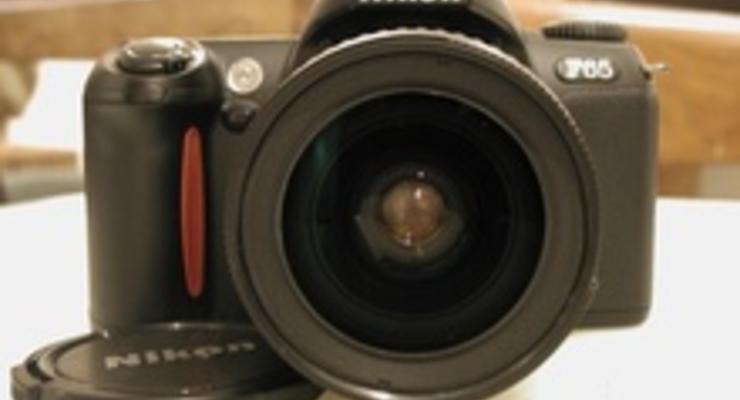 Nikon отзывает 200 тысяч аккумуляторов для зеркальных фотоаппаратов