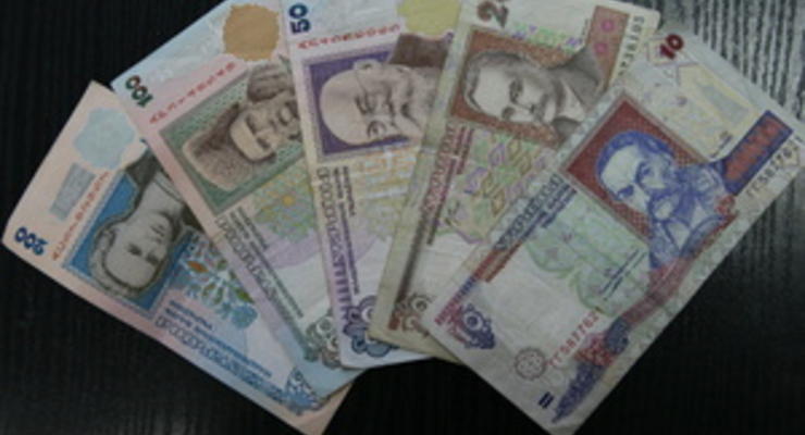 Межбанковский доллар продержался у отметки 8,1 грн по итогам недели