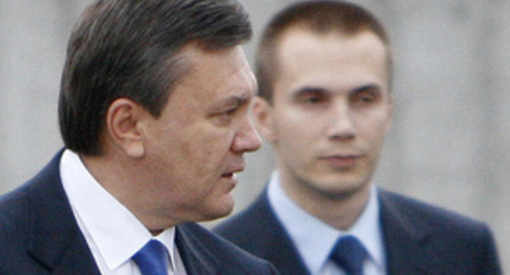 Старший сын Януковича сформировал и возглавил набсовет собственной бизнес-корпорации