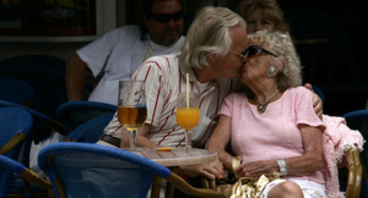 Стареем: к 2100 году на планете на одного пенсионера будет приходиться лишь по два налогоплательщика