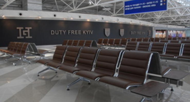 В аэропорту Борисполь закрыли большинство магазинов duty-free и общепита