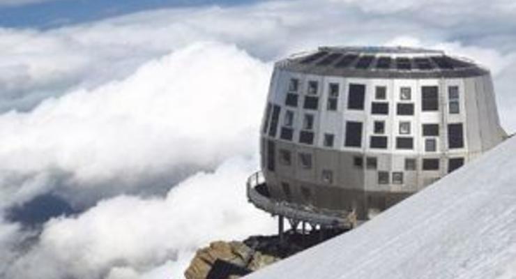 Самый высокий отель в Европе открыли на горе Монблан