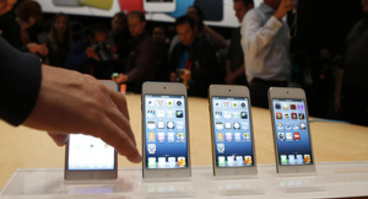 Сборщик iPhone расширит штат, чтобы справиться со спросом на новый смартфон