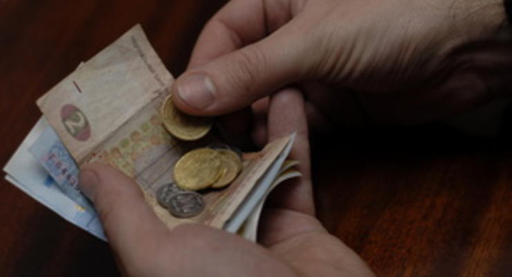 С 1 октября украинцам повысят пенсии на 12 гривен