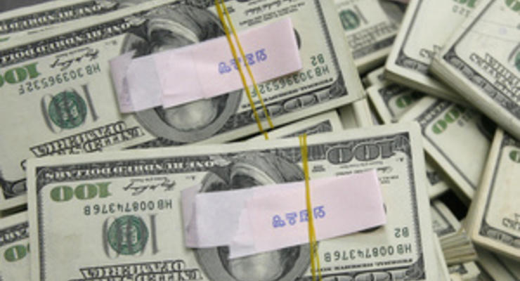 Курс доллара к главным валютам растет на опасениях за мировую экономику