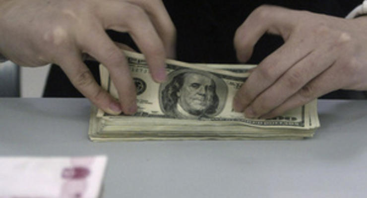 Курсы наличной валюты: доллар держится у отметки в 8,17 грн