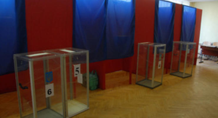 Где и почем: наблюдатели сообщают о подкупе избирателей в разных уголках Украины