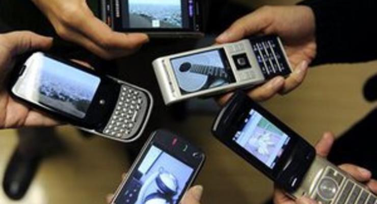 Правительству предложили регулировать тарифы крупнейших мобильных операторов - законопроект