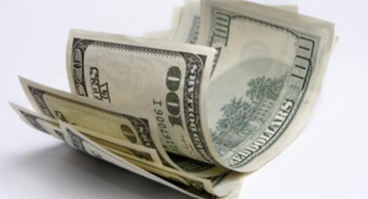 Доллар на межбанке упал ниже 8,2 грн