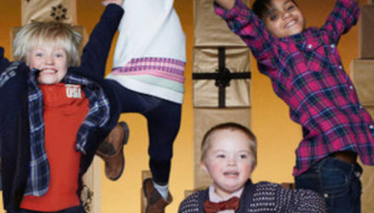 Мальчик с синдромом Дауна стал героем рекламы сети магазинов одежды