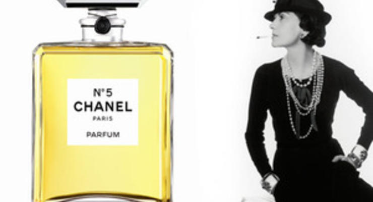 Еврокомиссия хочет запретить духи Chanel No.5
