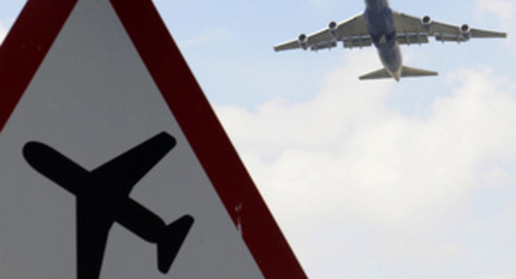В России намерены полностью запретить проносить спиртное на борт самолета