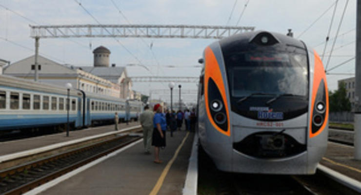 Из-за поломки Hyundai сообщением Днепропетровск-Киев пассажиры добирались на три часа дольше