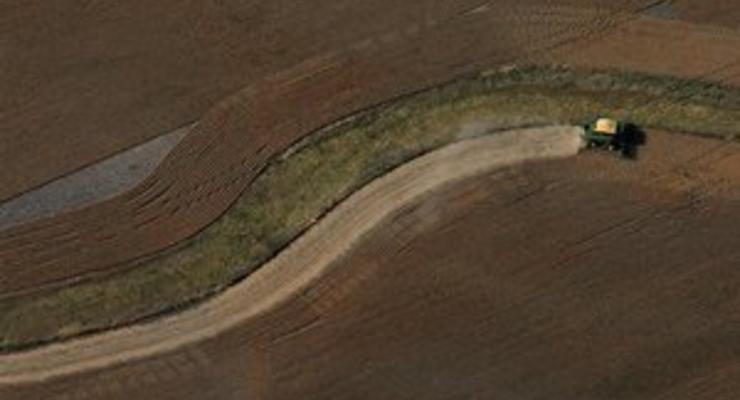 В Украине на продаже земель несельскохозяйственного назначения заработан почти миллиард гривен