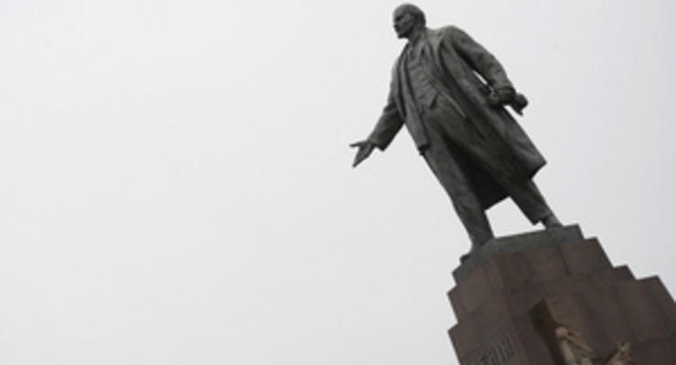 Ленин в рекламе польского сотового оператора вызвал волну протестов