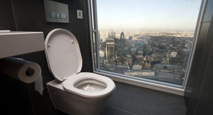 Туалет с видом на город: Чем удивил новый небоскреб