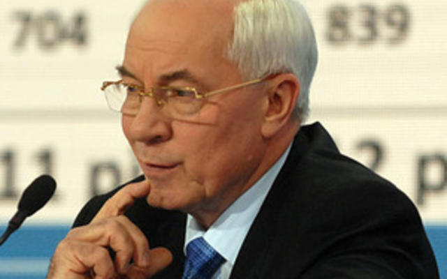 Это отвратительно: Азаров обвинил телеканал Хорошковского во лжи