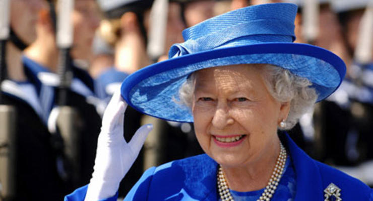 Названы самые богатые монархи в мире (ФОТО)