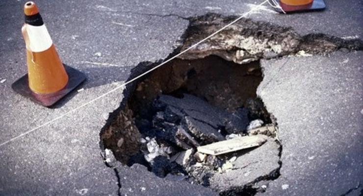 Если авто сломалось на дырявой дороге: Как отсудить деньги